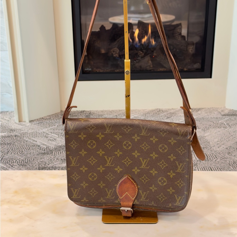 Louis Vuitton Cartouchière
